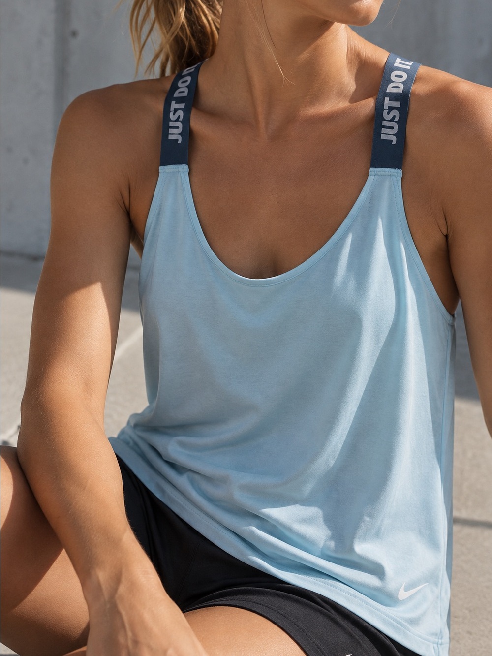 Nike Dri-FIT Blue Just Do It Strappy Racerback Tank Top Women’s L